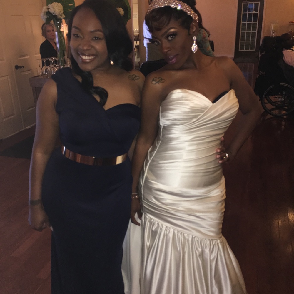 One shoulder evening/prom gown